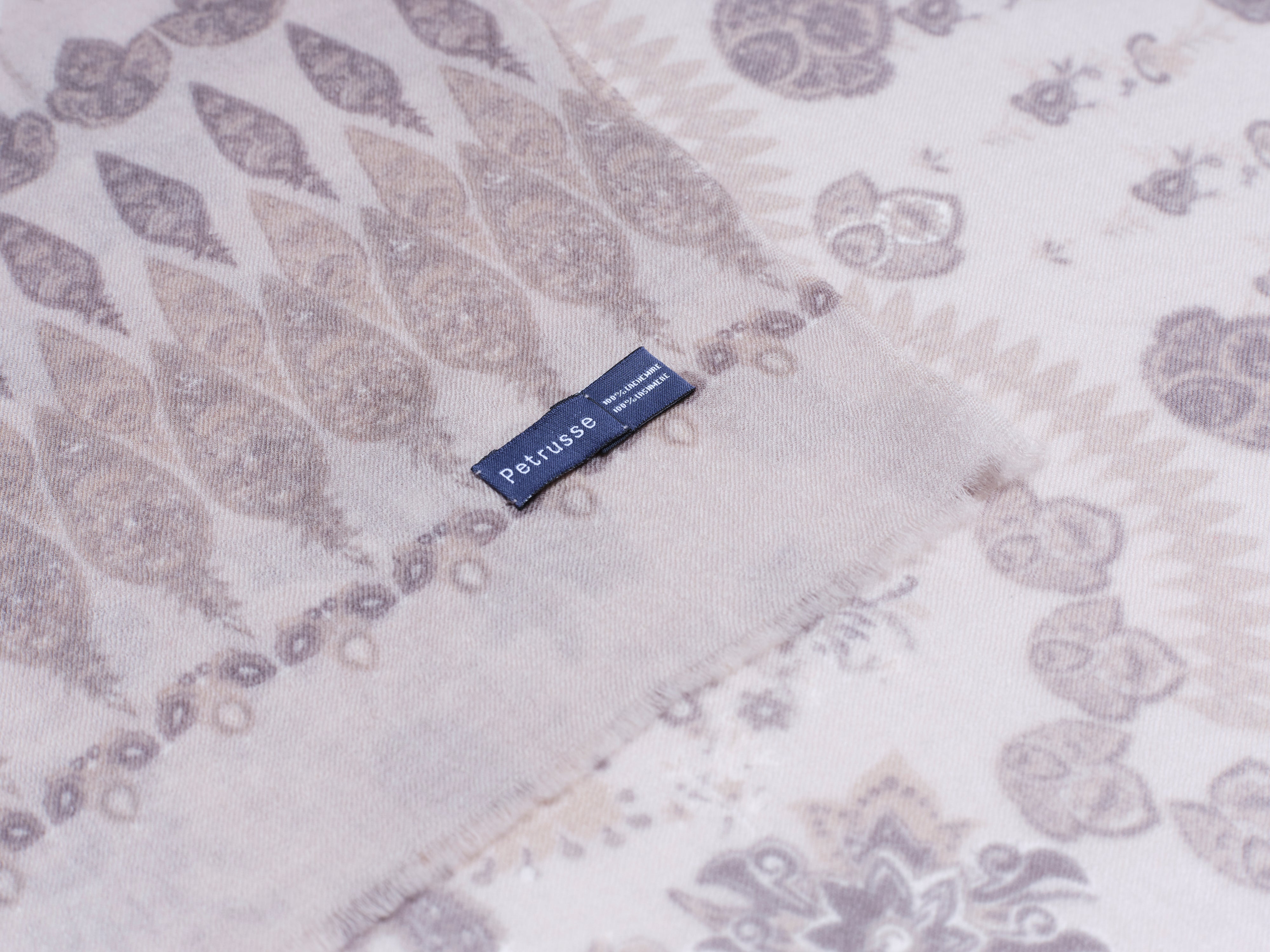 Petrusse Etole en Cachemire Charlotte Gris