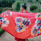 ICÔNE ROUGE – Étole en laine et soie inspirée de l’art | Petrusse