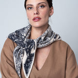 MAYA TRIGONE CACHEMIRE NOIR
