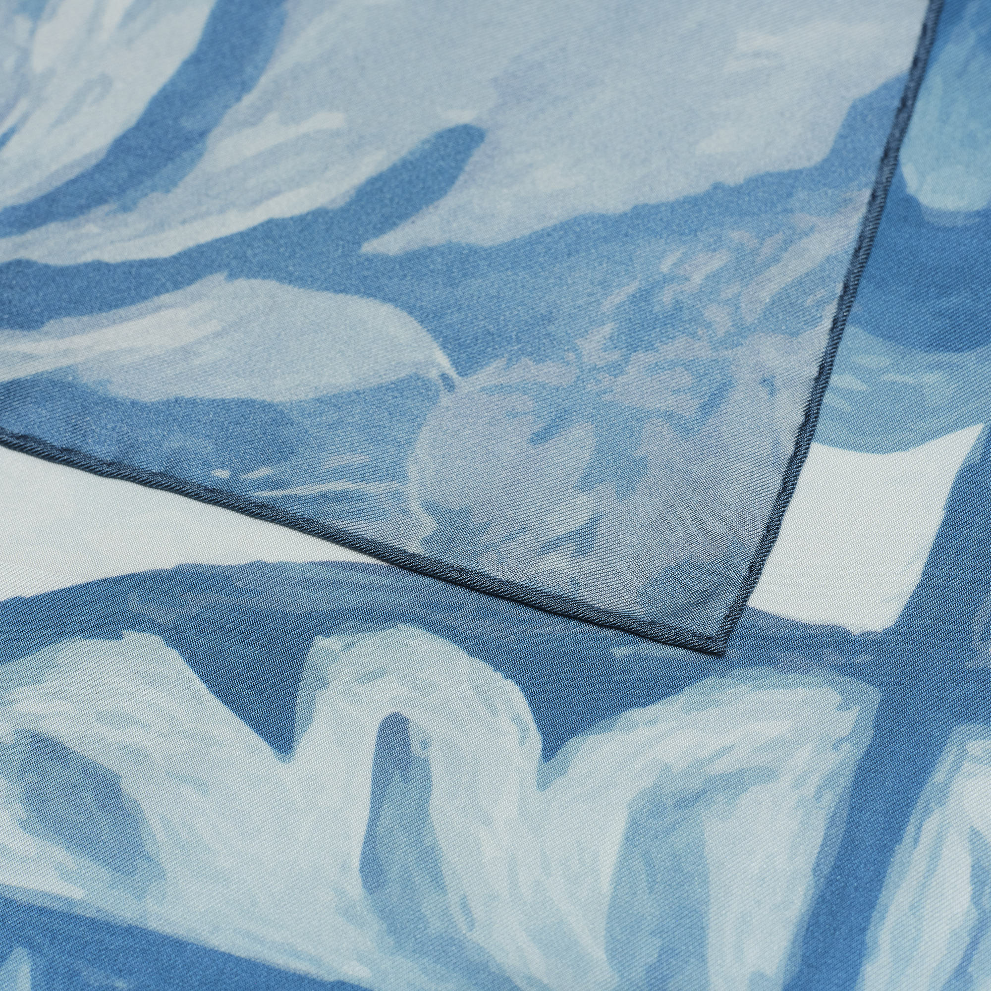 Carré en soie VIDA DENIM 90x90cm | Petrusse