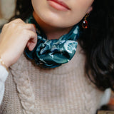 CARRE SOIE 65 - ALIENOR EMERAUDE