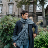 CASHMERE STOLE - OSCAR BLUE