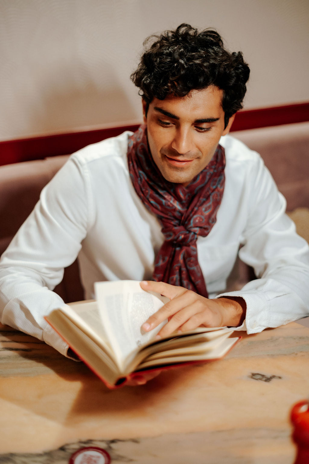 CASHMERE STOLE - OSCAR BURGUNDY RED