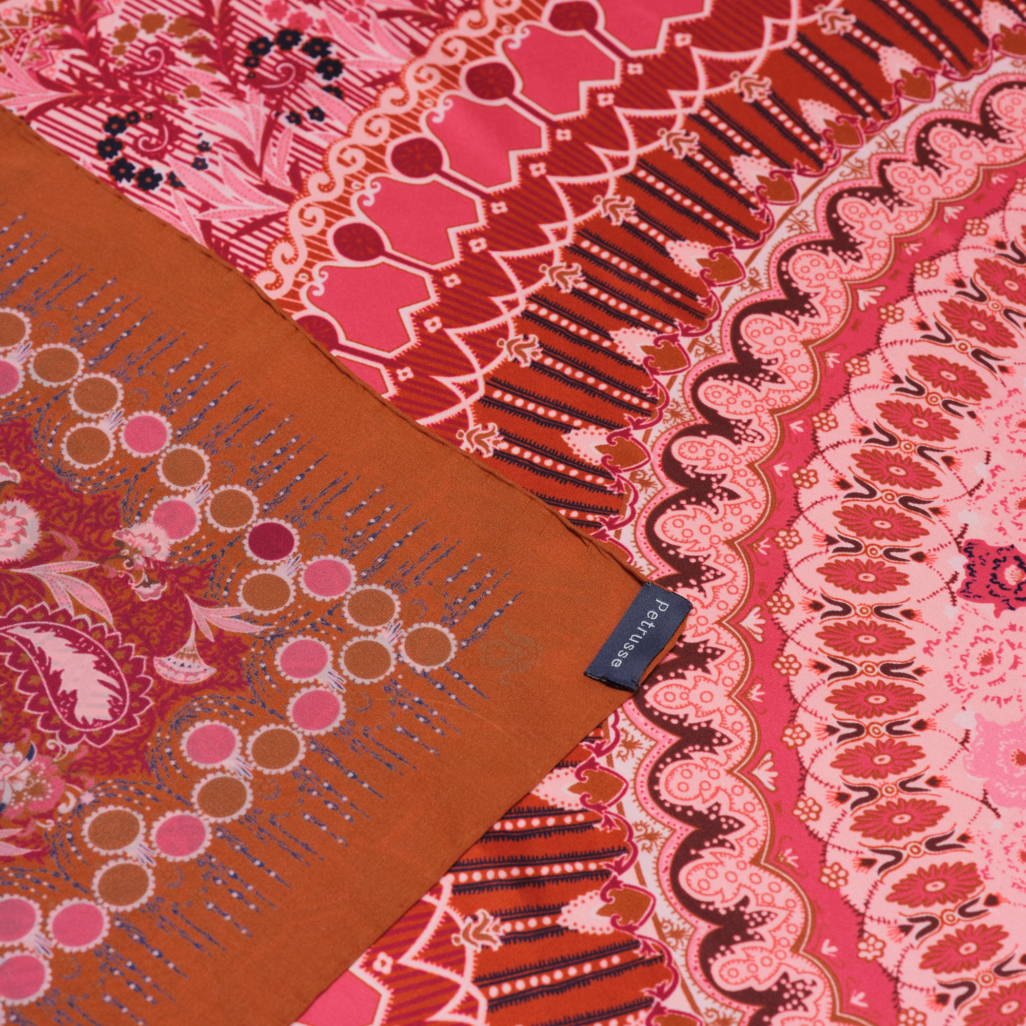 Carré en Soie PETRUSSE BOHEME CARAMEL | Foulard pour femme et homme