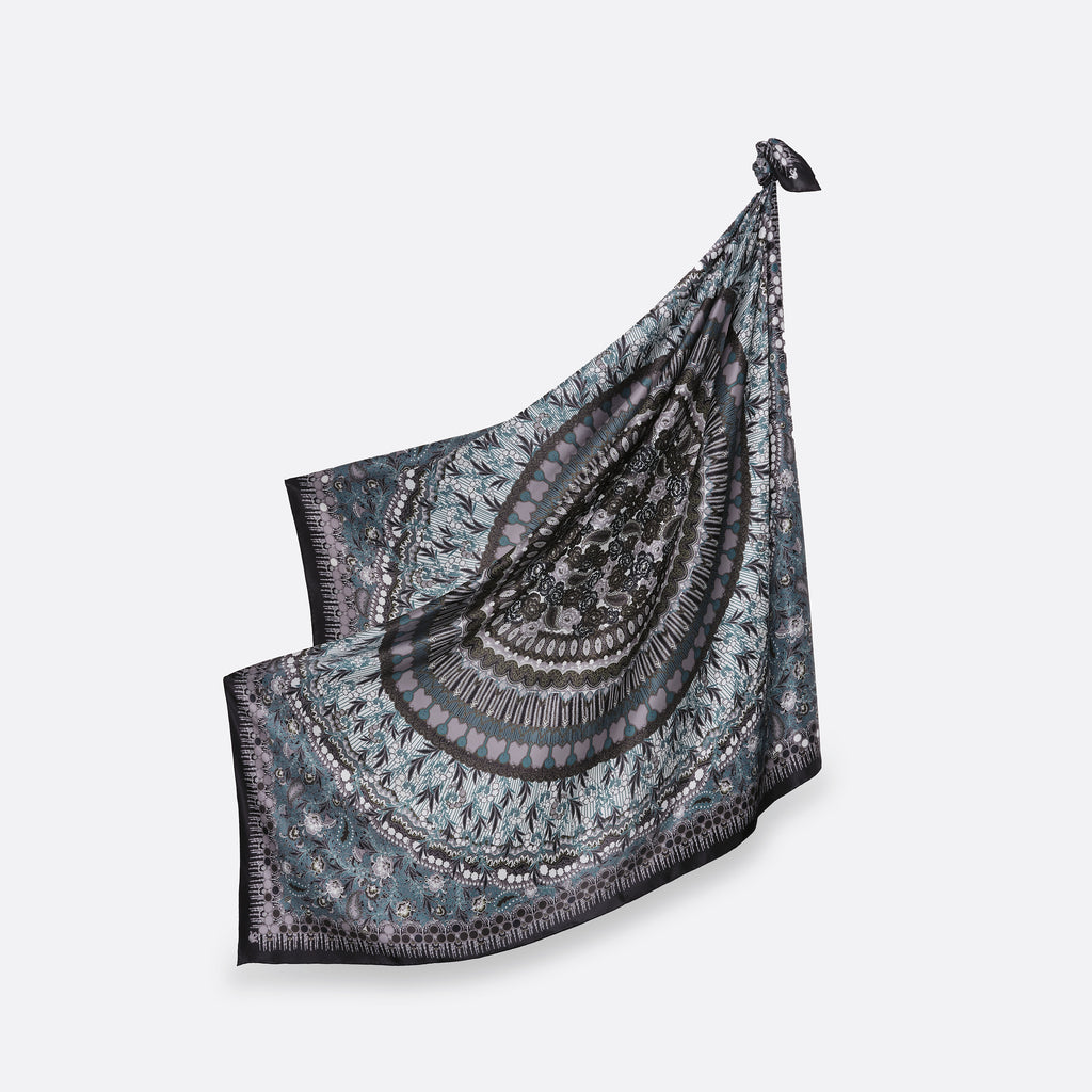 Carré en Soie 130 PETRUSSE BOHEME NOIR | Foulard pour femme et homme
