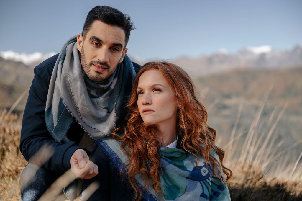 Petrusse Carré Cachemire 120 Elio Grege | Écharpe Pour Homme Et Femme