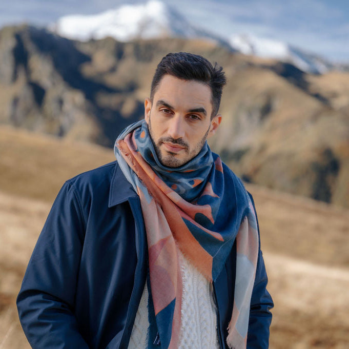 Petrusse Carré Cachemire 120 Elio Orange | Écharpe Pour Homme Et Femme