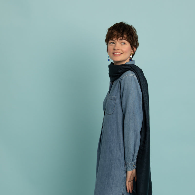 Écharpe En Laine Et Soie Petrusse Eternite  Nuit | Made In France