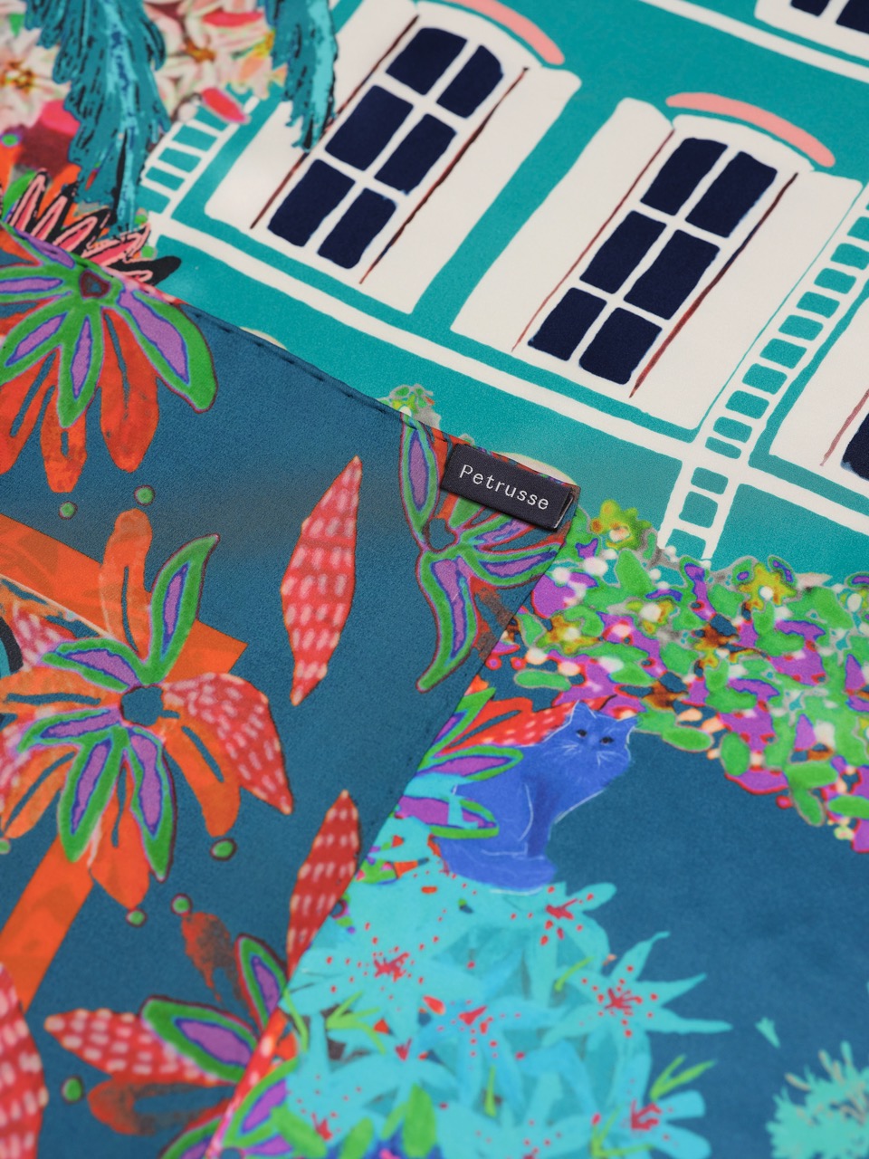 Petrusse Carre Soie 105 - Fantasy Emeraude
