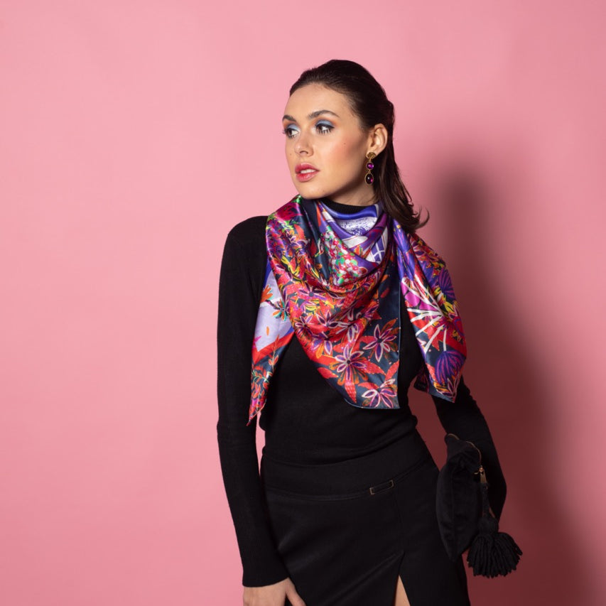 Petrusse Carre Soie 105 - Fantasy Neon