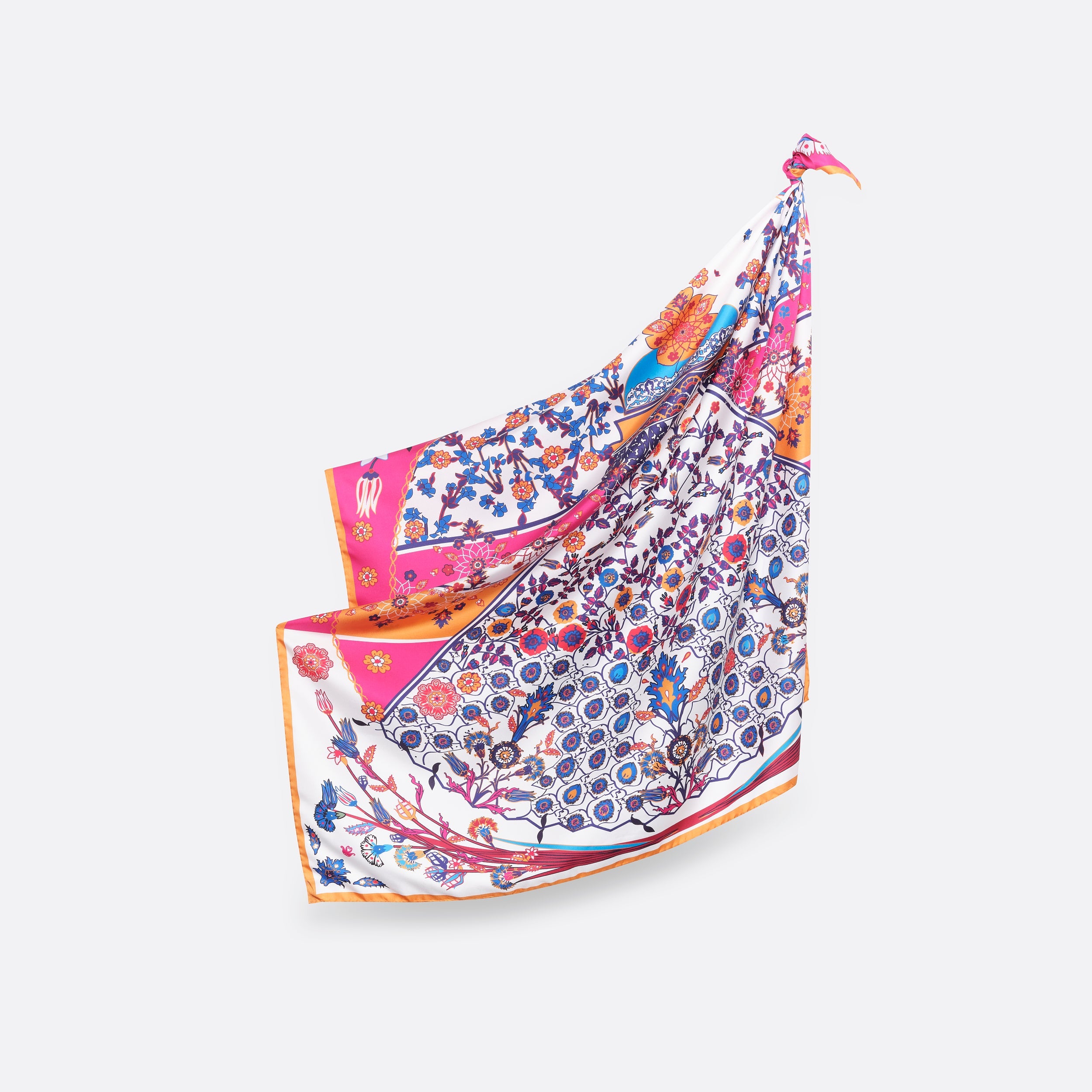 Petrusse Carre en Soie Iznik Rose