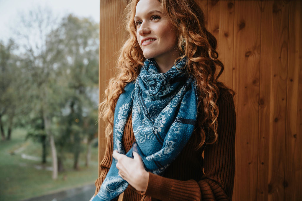 PETRUSSE CARRE LAINE 120 - MOON BLEU