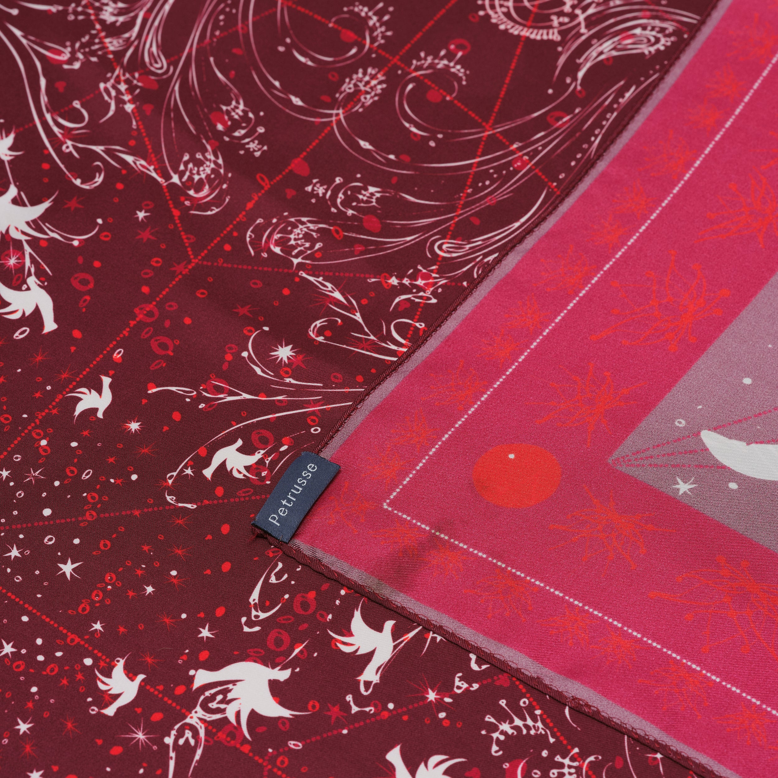 Carré De Soie 90 Petrusse Zenith Rouge| Écharpe Pour Femme Et Homme 
