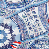 Petrusse Bleuet De France, Carré De Soie Triomphe