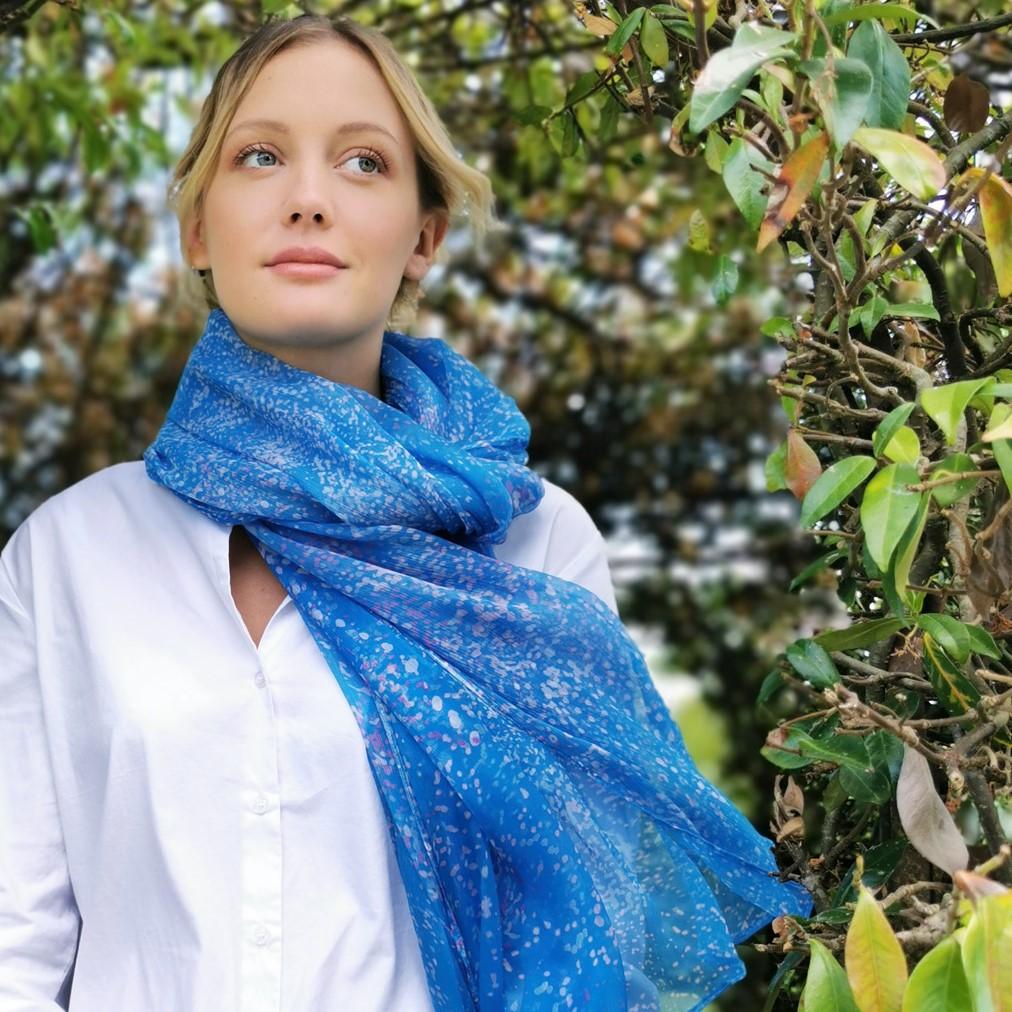 Maison Petrusse, Made In France, Etole Femme Celia Bleu 100% soie Women stole 100% silk