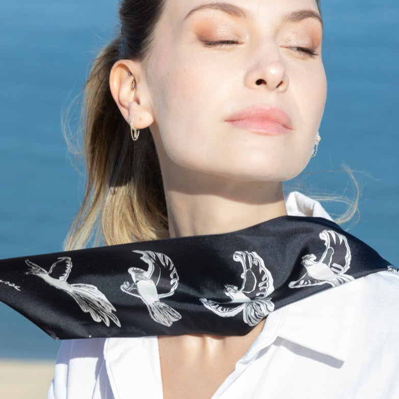 Foulard Femme Petrusse Diane Noir - Ruban En Soie