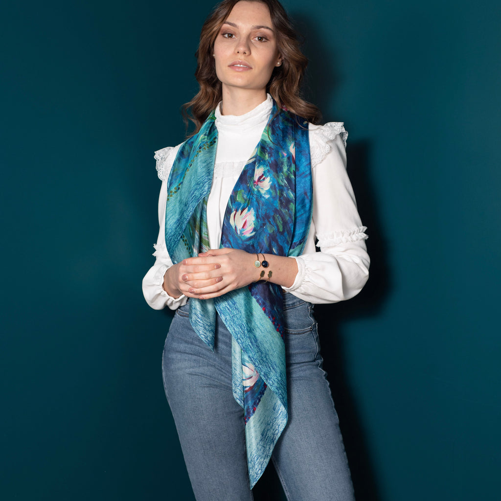 Petrusse Carré de Soie - NYMPHEAS de Claude Monet | FOULARD 100% soie