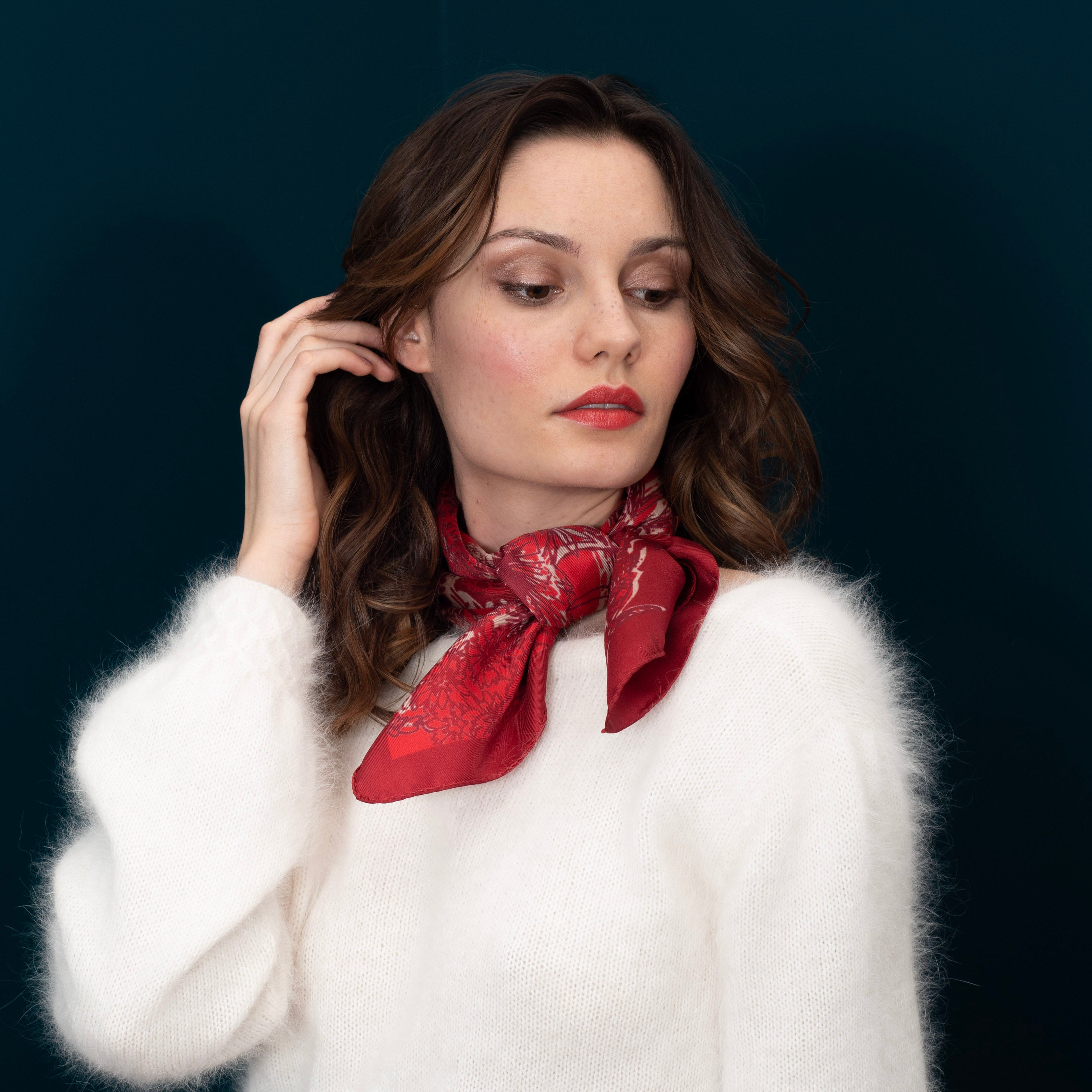 Carré En Soie 90X90 Petrusse Eve Rouge | Foulard En Toile De Jouy 